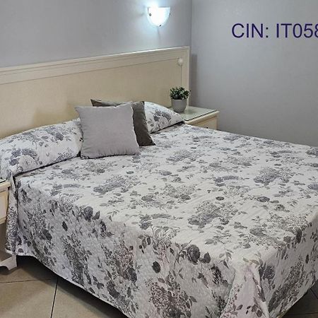 Fiumicino Inn Airport Exterior photo