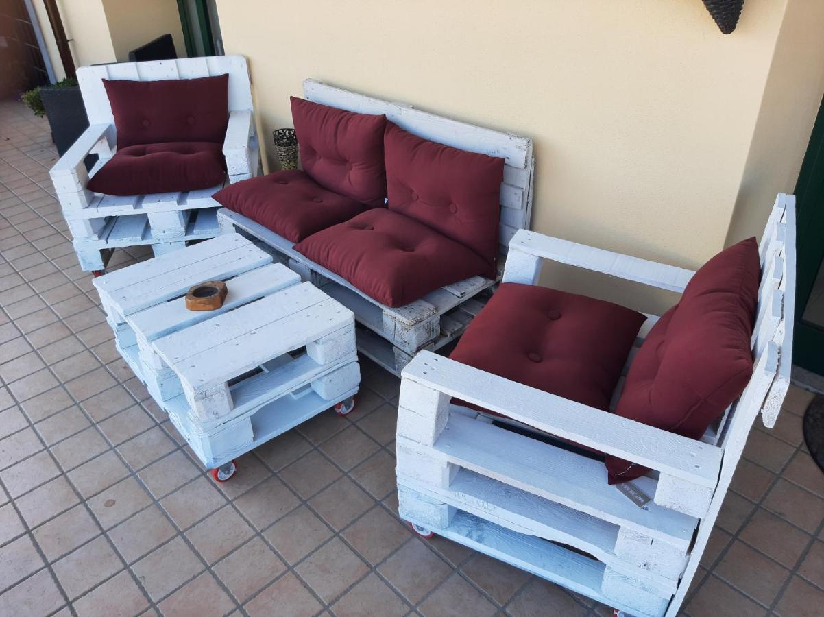 Fiumicino Inn Airport Exterior photo
