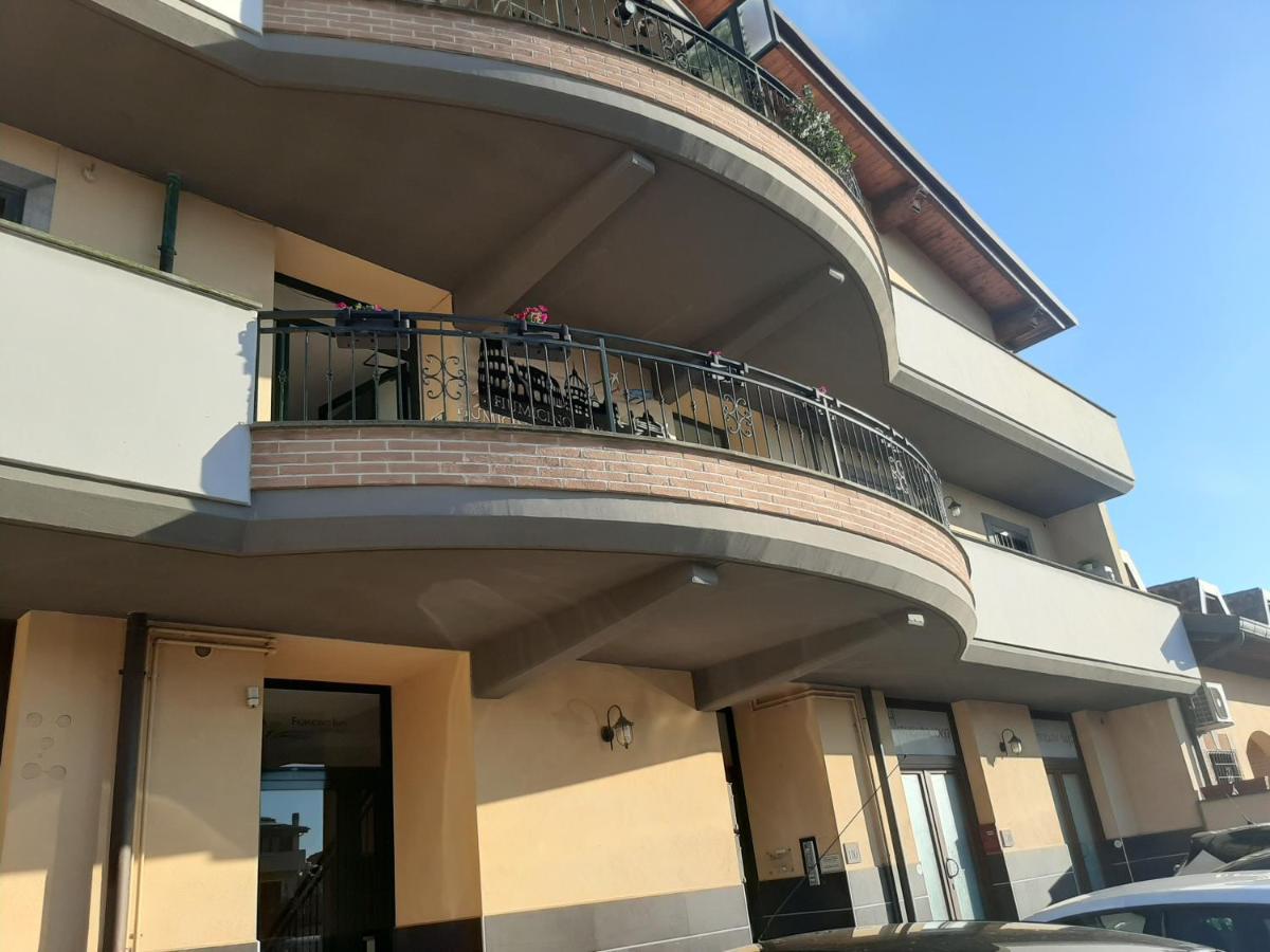 Fiumicino Inn Airport Exterior photo