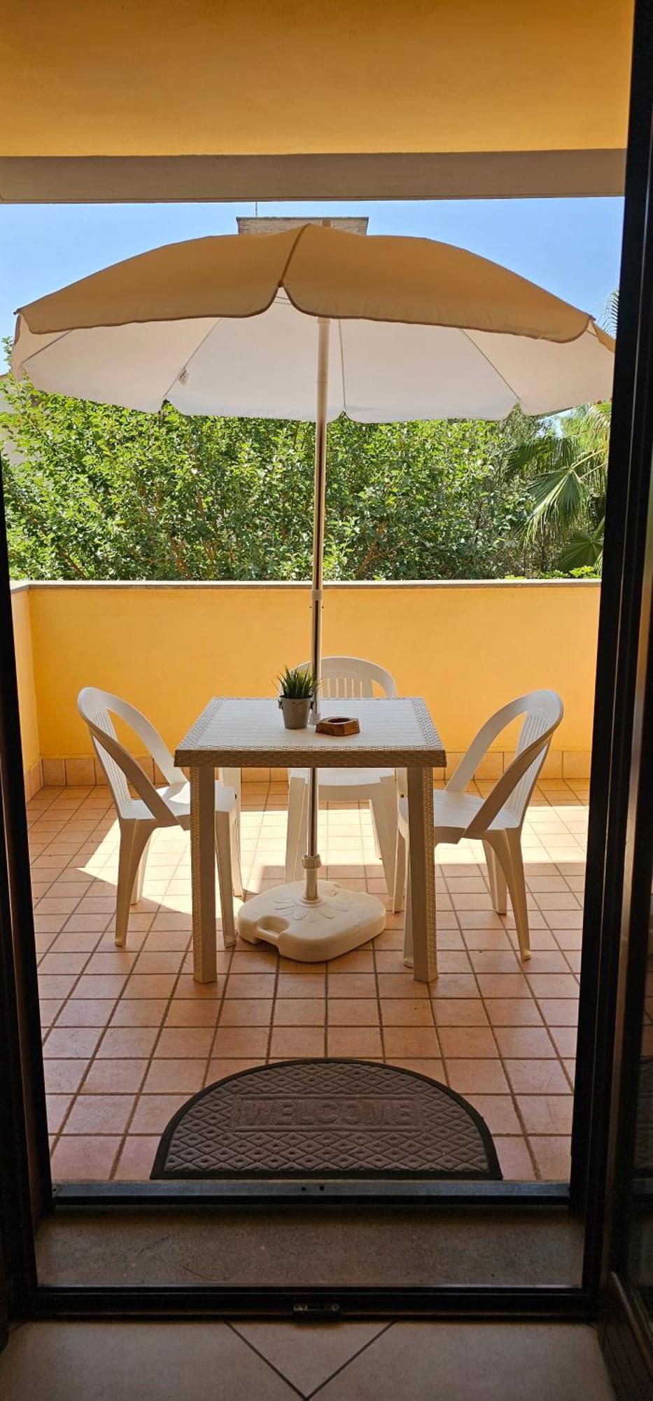 Fiumicino Inn Airport Exterior photo