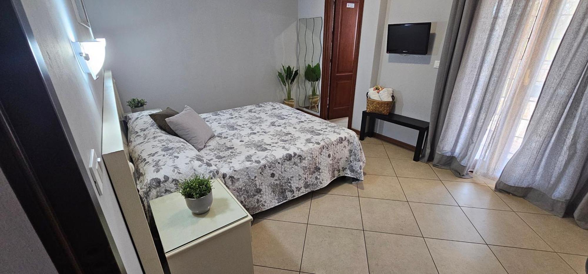 Fiumicino Inn Airport Exterior photo