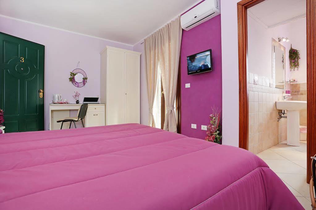 Fiumicino Inn Airport Exterior photo